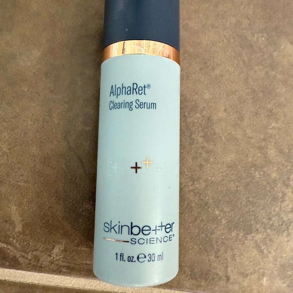 Skinbetter Science AlphaRet Clearing Serum - Blue and Gold
